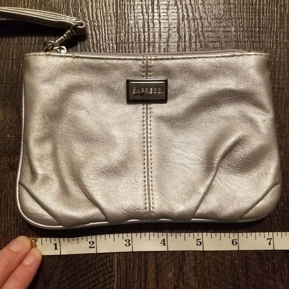 Express wristlet - Picture 6 of 8